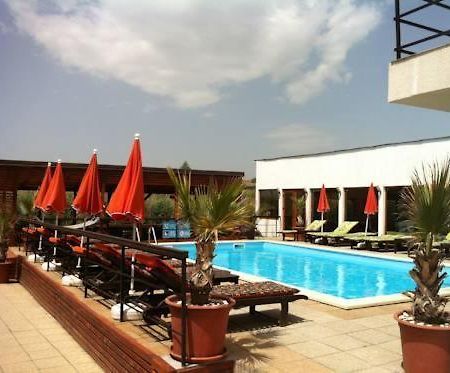 فندق Omega Mamaia Nord Năvodari المظهر الخارجي الصورة